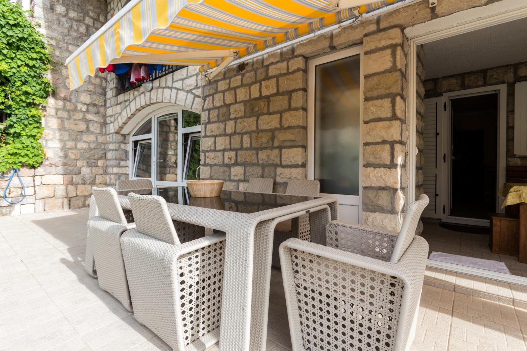 Apartments Varja Sveti Stefan Exterior foto